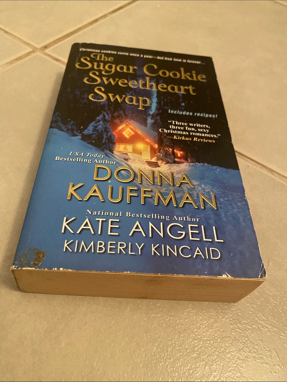 Donna Kauffman- Sugar Cookie Sweetheart Swap - Paperback Edition